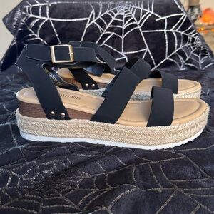 Black Strappy Platform Sandals